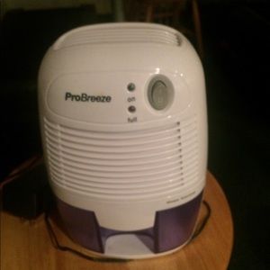 Small dehumidifier